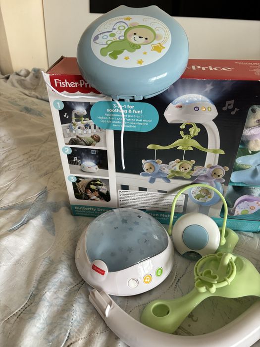 Fisher Price Музикална въртележка за легло МЕЧЕТА-ПЕПЕРУДИ