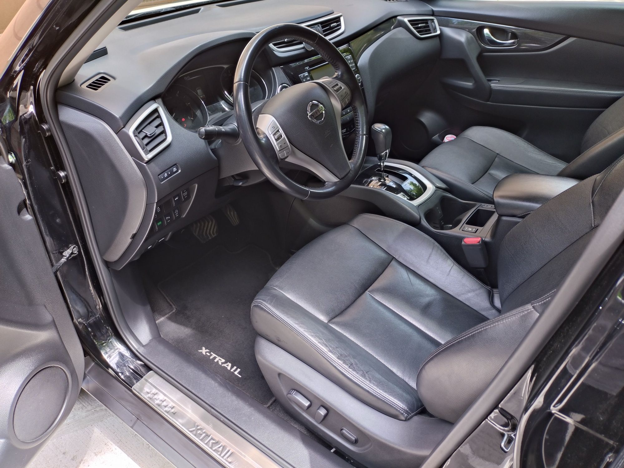 Nissan Xtrail  1.6 D unic proprietar. 2 rânduri de roti