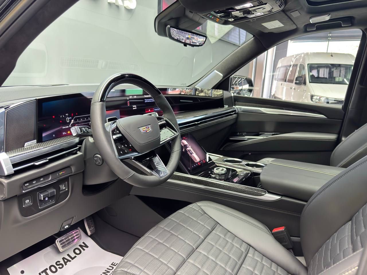 Продается Cadillac Escalade V