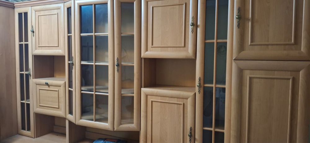 Продам шкаф для зала,в хорошем состояний