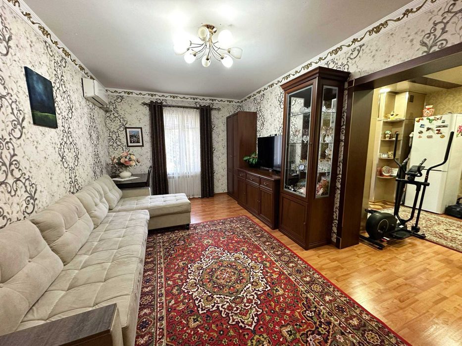 3 ком. квартира 2 этаж метро Шахристон, Шахристанская