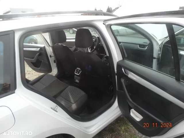 Skoda Octavia Combi Diesel 2.0 TDI Style