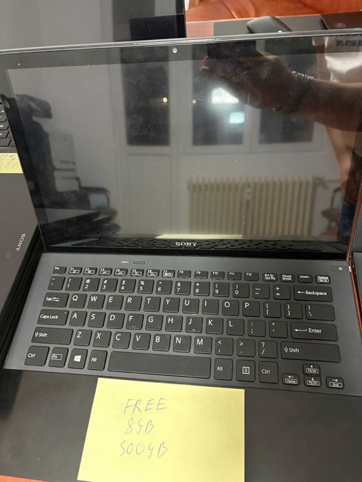 Laptopuri Ulta Light & Slim  Sony Vaio 13inch Seria SVP