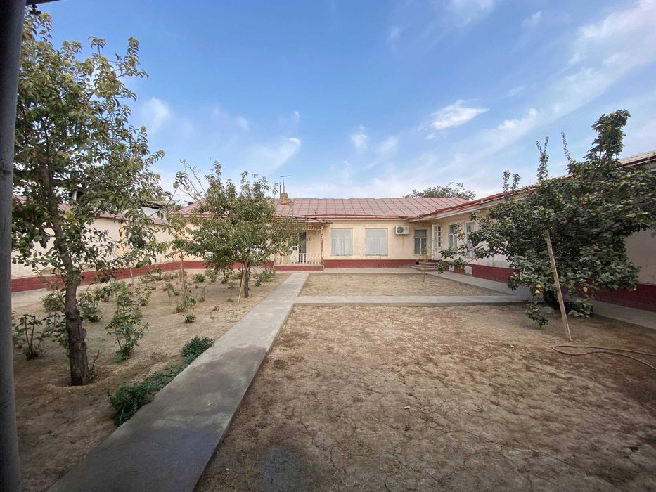 Уй сотилади 5 сотих, махалла Хазрати имом