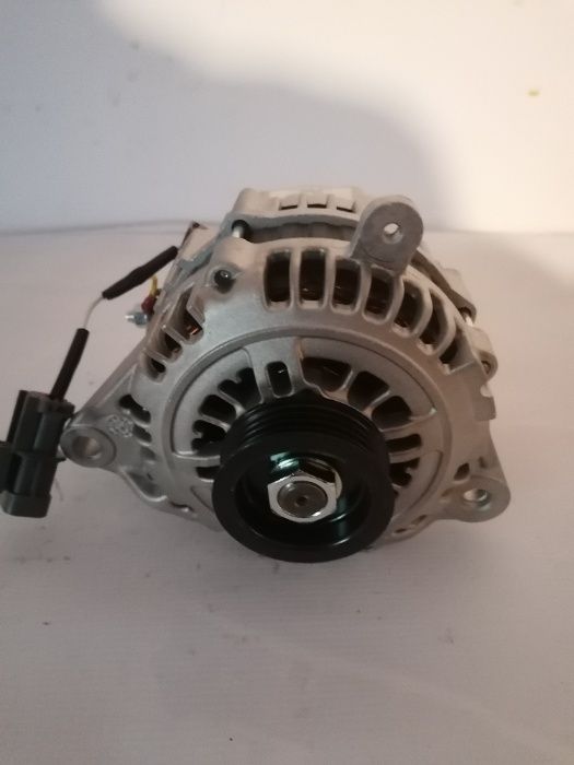 Alternator Nissan Micra III / Nissan Cube 1.4