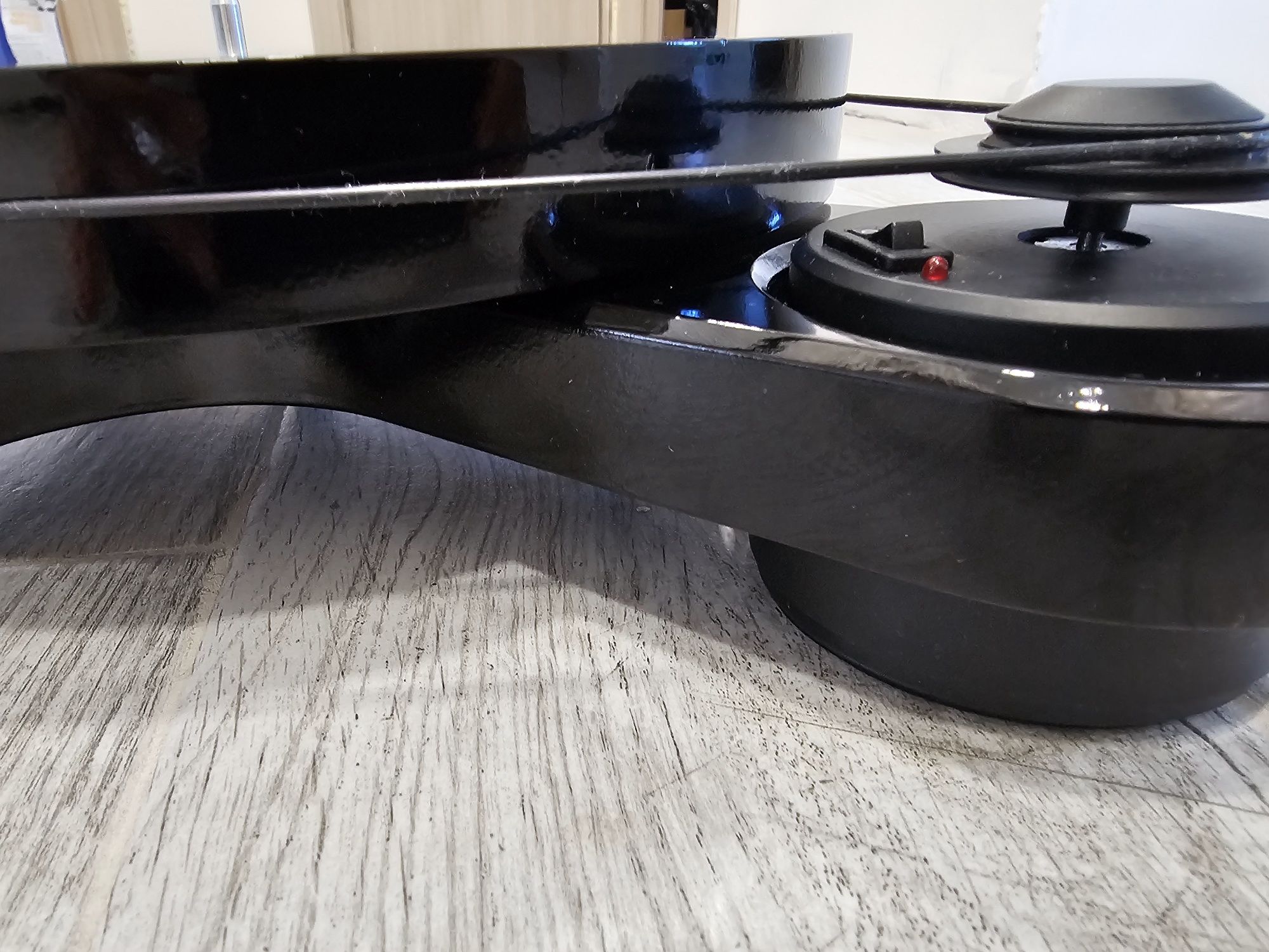 Pro-ject PRM 1.3 Genie + Ortofon m2red Bronze