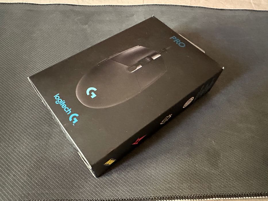 Logitech Pro - хубава мишка - като нова