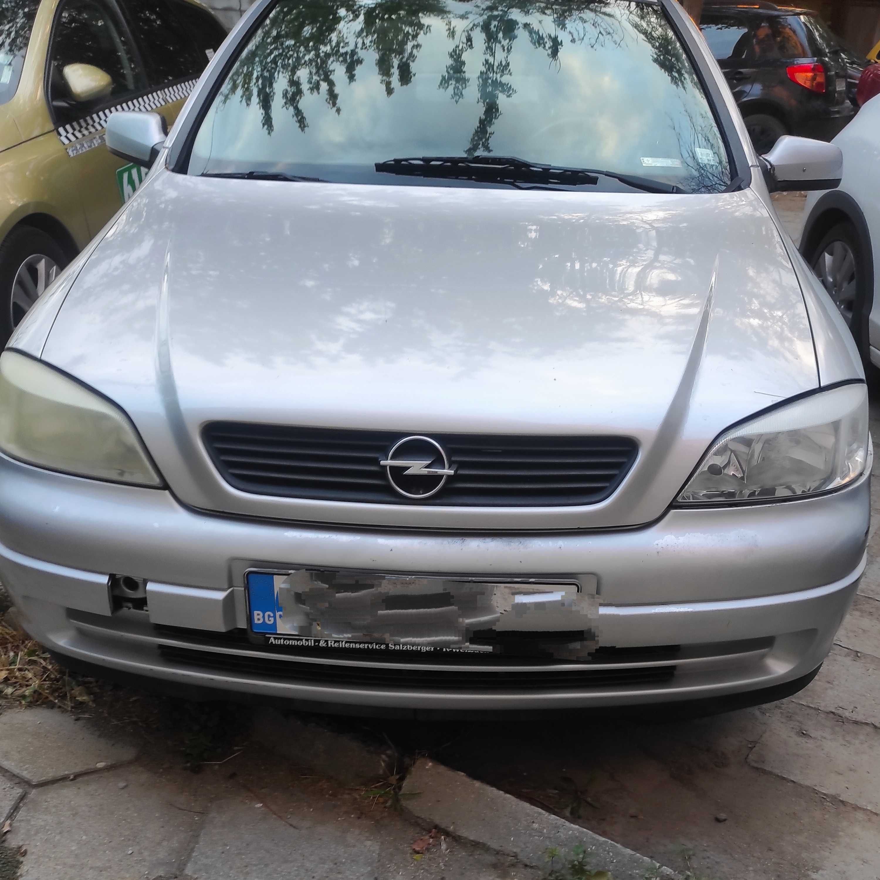 Опел Астра 2000 г.