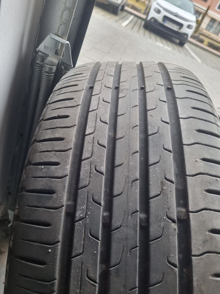 Летни гуми Continental 215/55/17