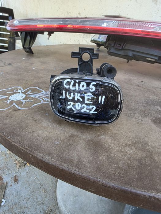 Renault clio Nissan Juke Qashqai 2022 LED десен халоген