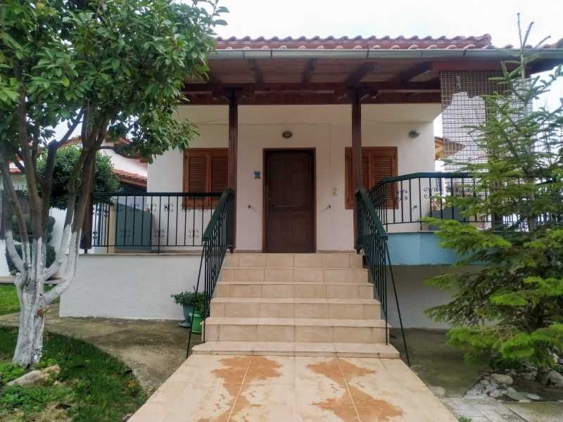 Продава къща 80 м2 двор 262 м2 в Паралия Офринио, Гърция