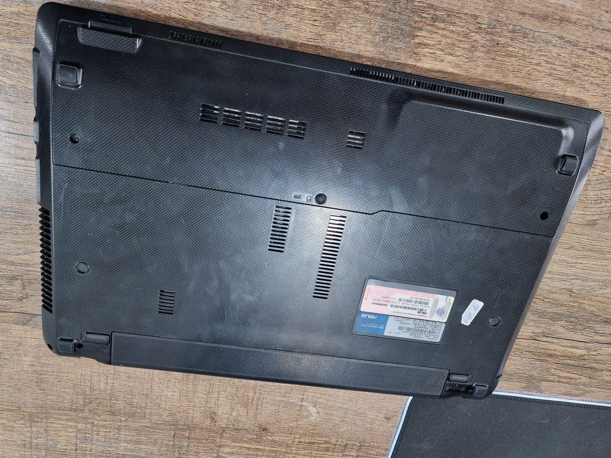 Asus core i3, SSD