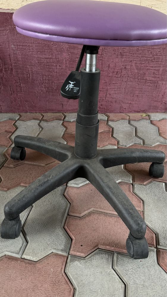 Компьютерное кресло