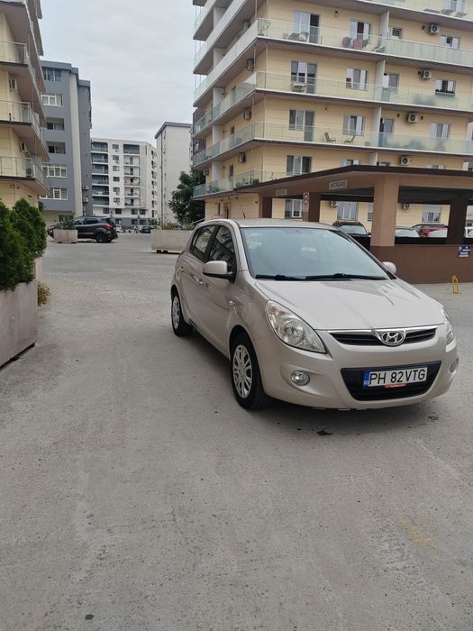 Vând Hiunday I20 proprietar