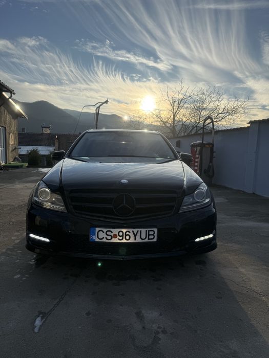 Mercedes - Benz  c class w204 Facelift 2013.09