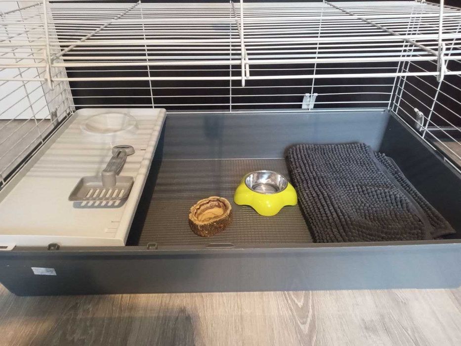 Клетка за гризачи и храна за таралежи