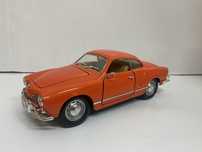 Road Signature VW KARMANN GHIA an 1966 machetă auto scara 1:18 (22 cm)