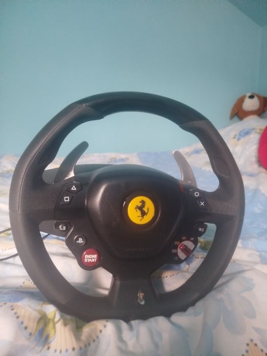 Vând volan thrustmaster T80