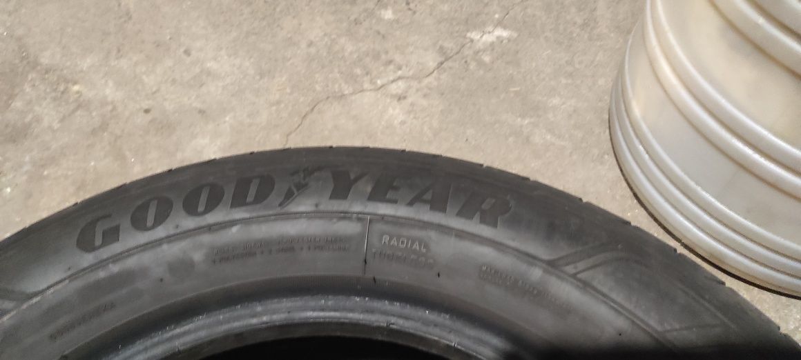 Vand anvelope vara goodyear 195/65/15