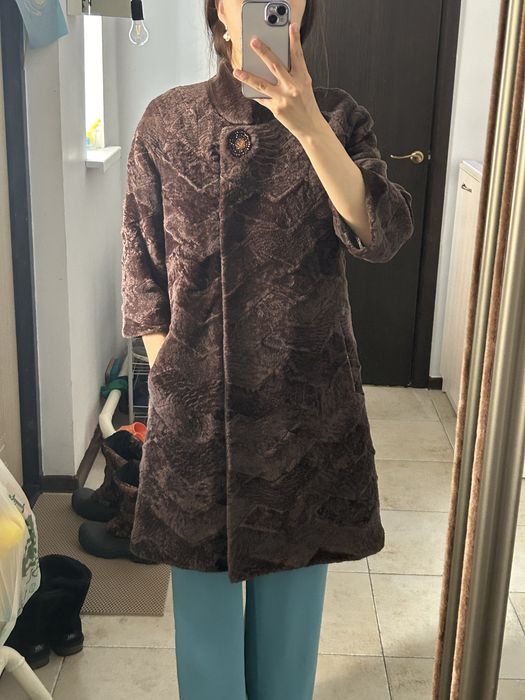 Шуба каракуль женская