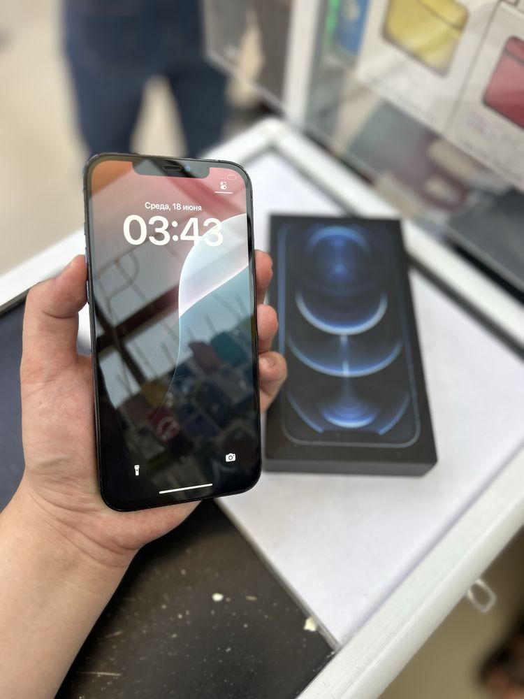 Айфон 12 pro Max