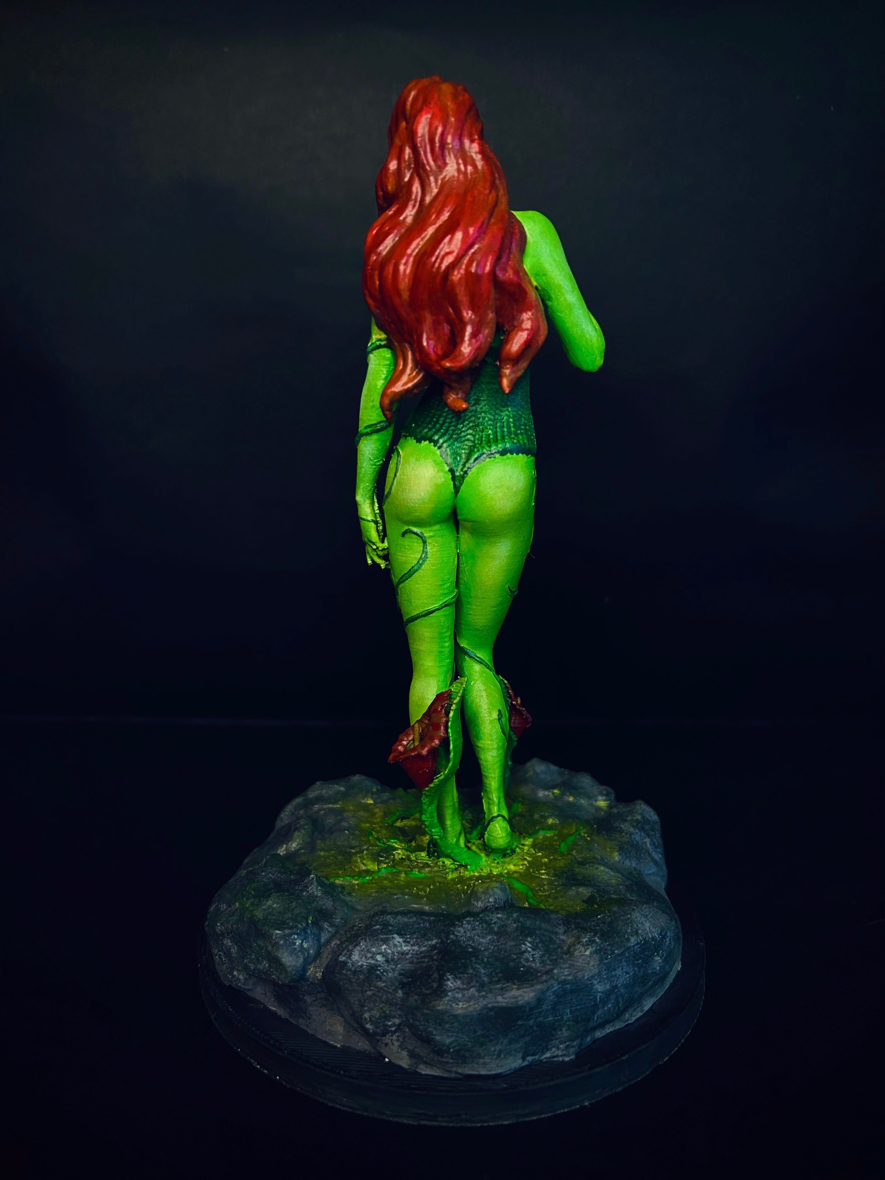 Фигурка Poison Ivy от Батман