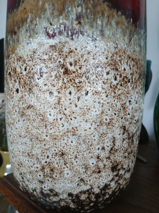 Va din porțelan,tehnica Fat Lava,40 cm.