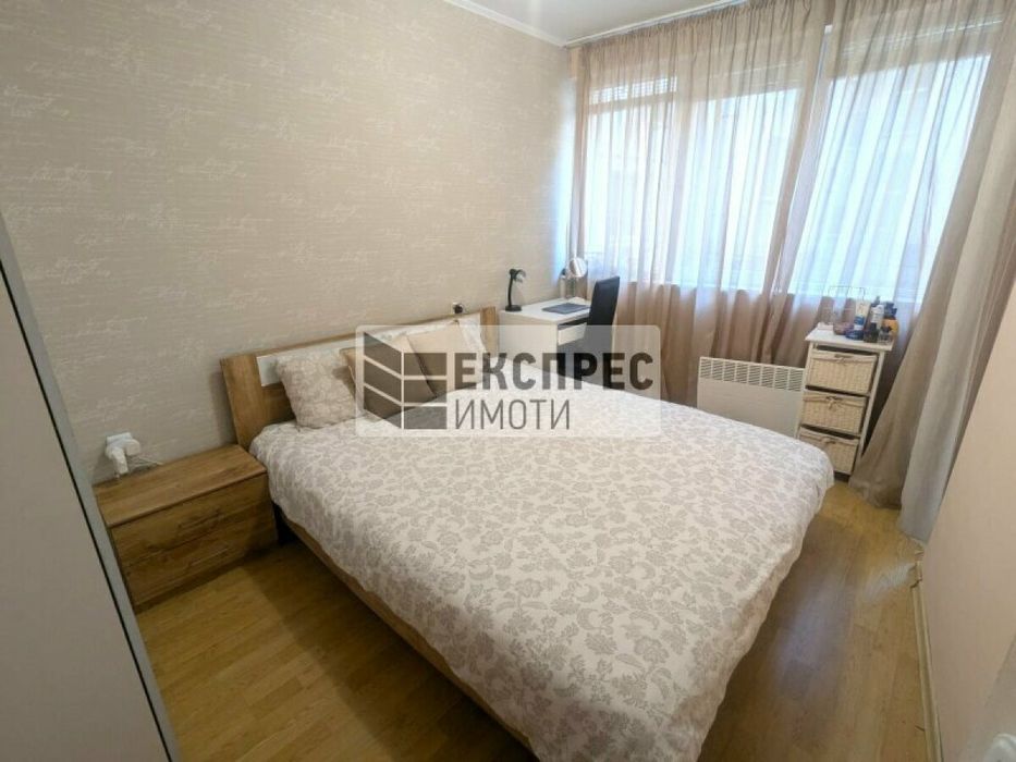 Дава се под наем Тристаен апартамент в Варна, Окръжна болница - 85 кв.м за 700 € - Снимка #8