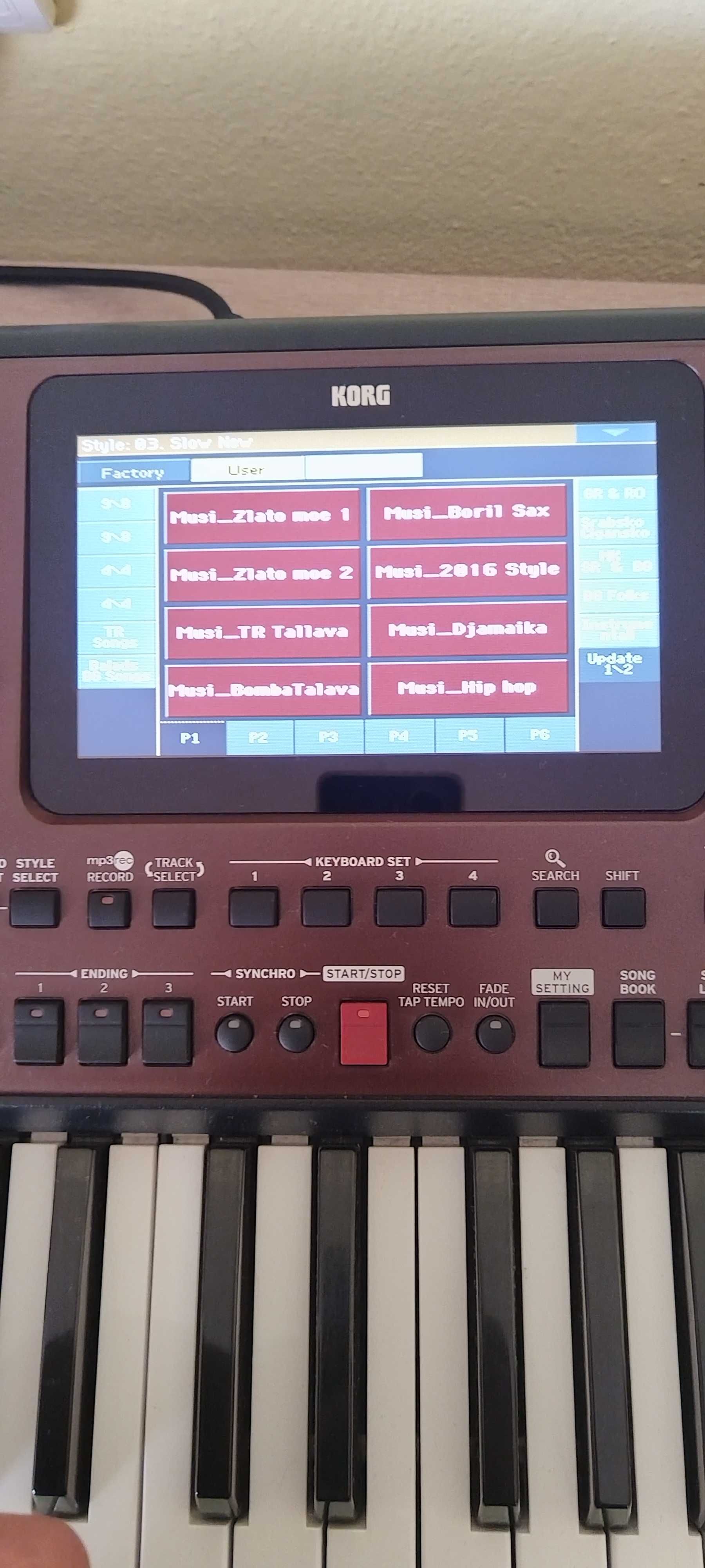 Корг па 700 с оригиналния сет на муси V2 Korg pa 700