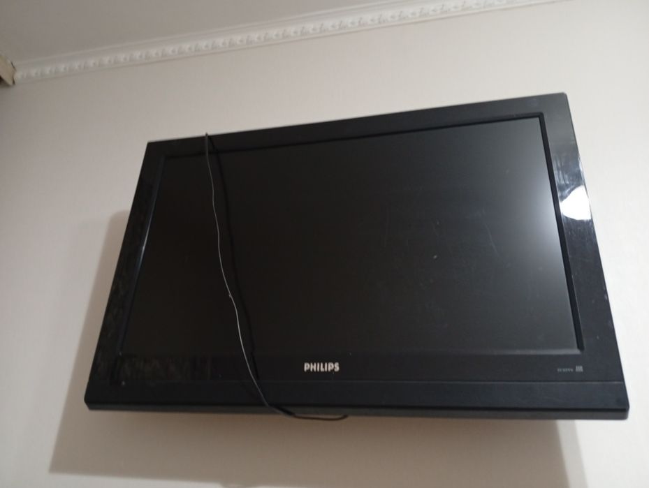 Продам телевизор с пультом