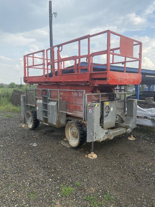 Nacela foarfeca Genie GS5390 18 metri 4x4