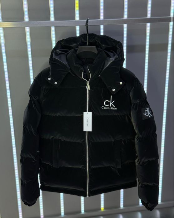 Яке Calvin K*ein черно мат