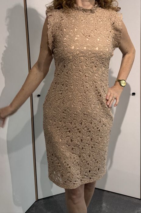 Rochie bej eleganta din dantela