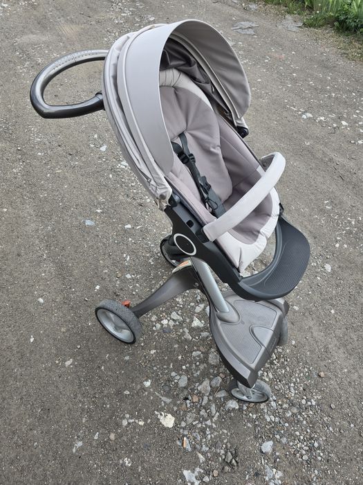 Продам коляску Stokke