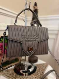 Geanta dama Guess