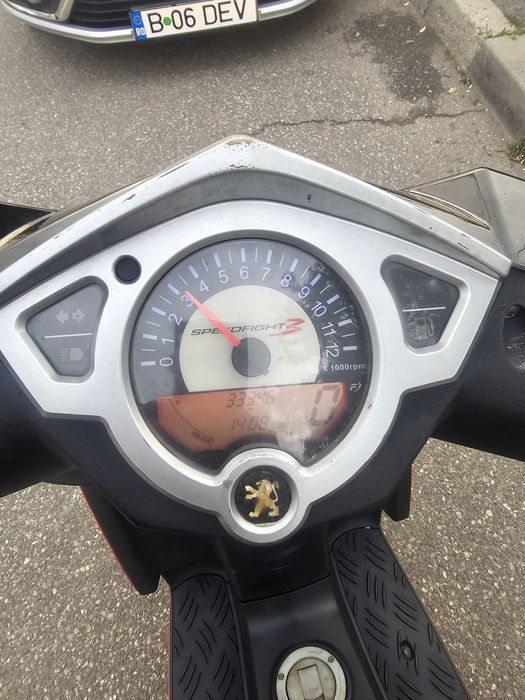 Vand peugeot speedfight 3 2011 50cc