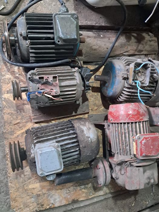 Продаю электромоторы
