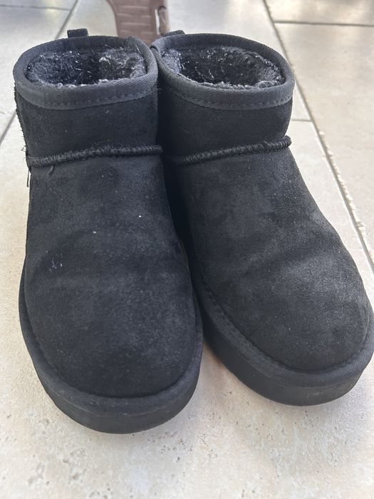 Cizmulite tip UGG nr. 34