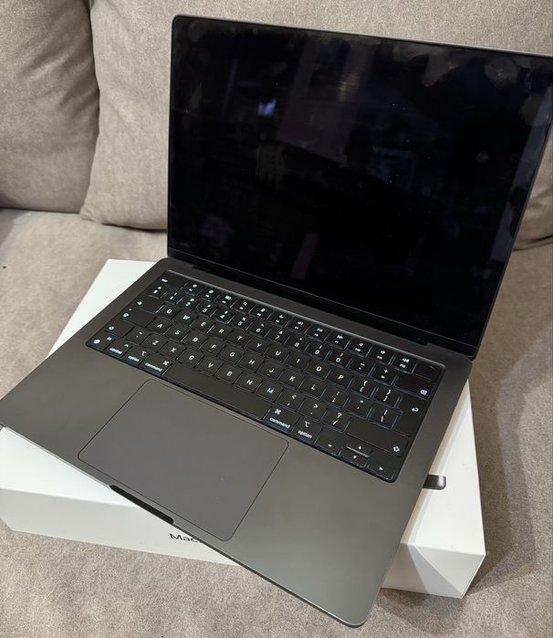 Macbook Pro 14 M3 Pro 18GB RAM 512GB SSD
