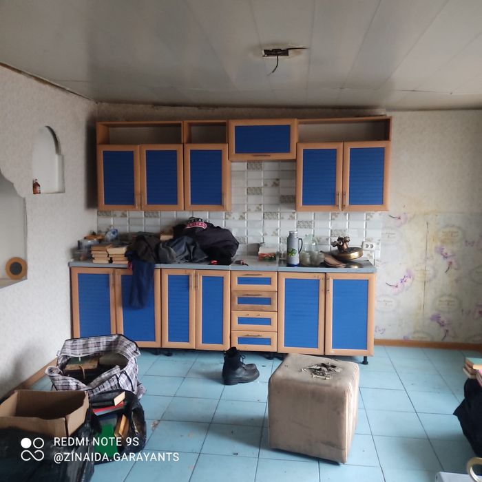 Продам два дома в одном дворе