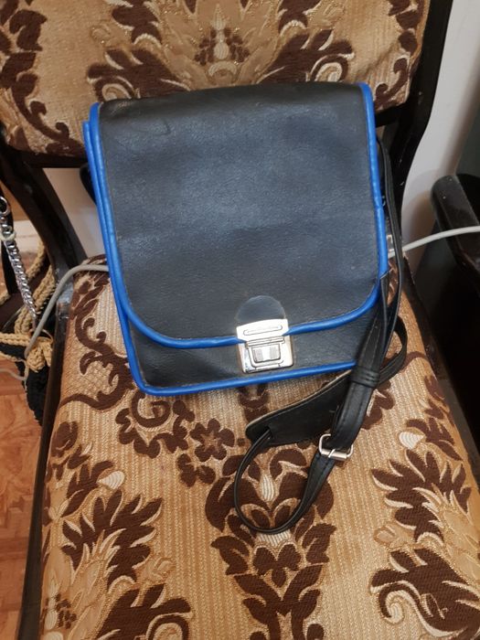 Диктофон времён ссср Д 202 год выпуска 1985,состояние по фото,звоните