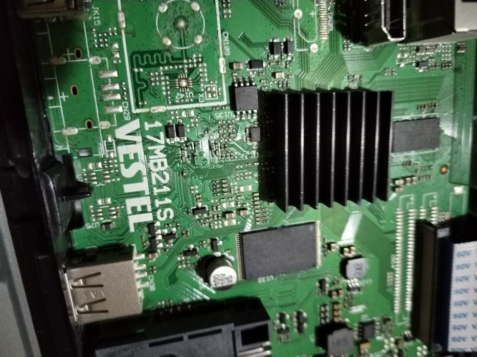 Plăci Vestel 32 cu 17ips62