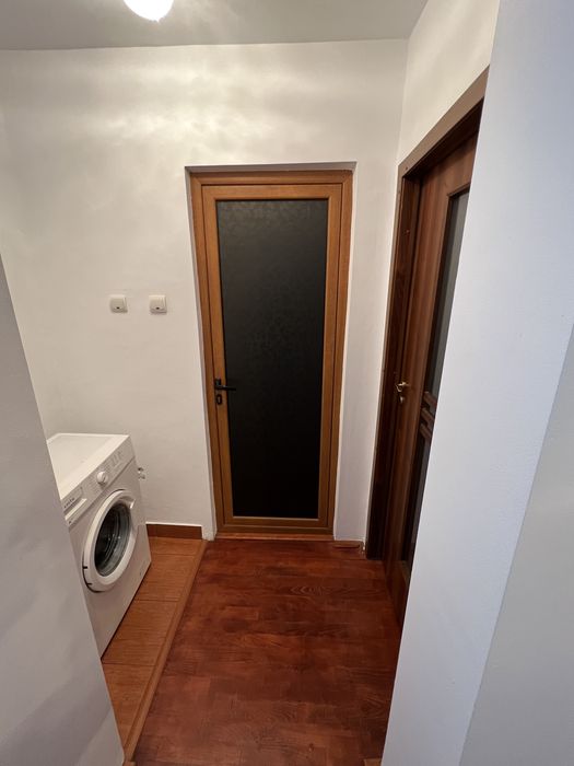 Inchiriez apartament zona gara