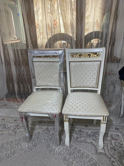 Продам Стулья новые