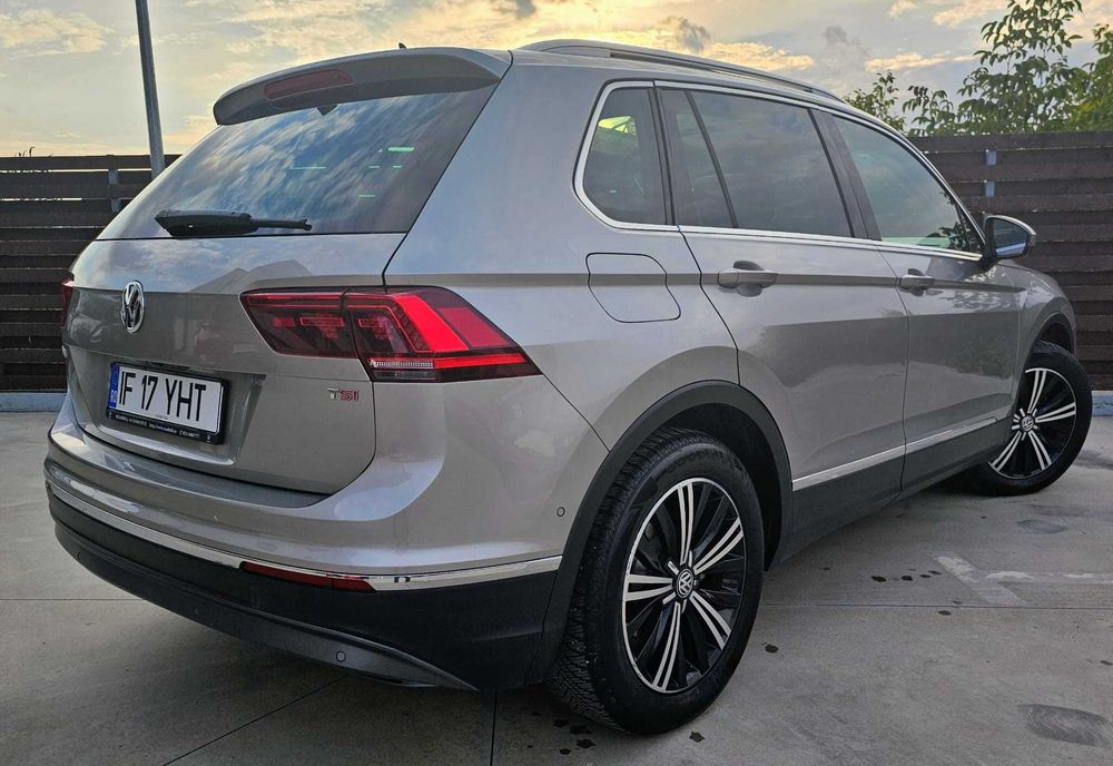 Volkswagen Tiguan CARAT Highline DSG Full LED, Cameră 360, Trapă, Navi
