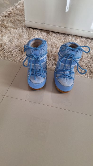 Vand moon boots copii nr 23 26