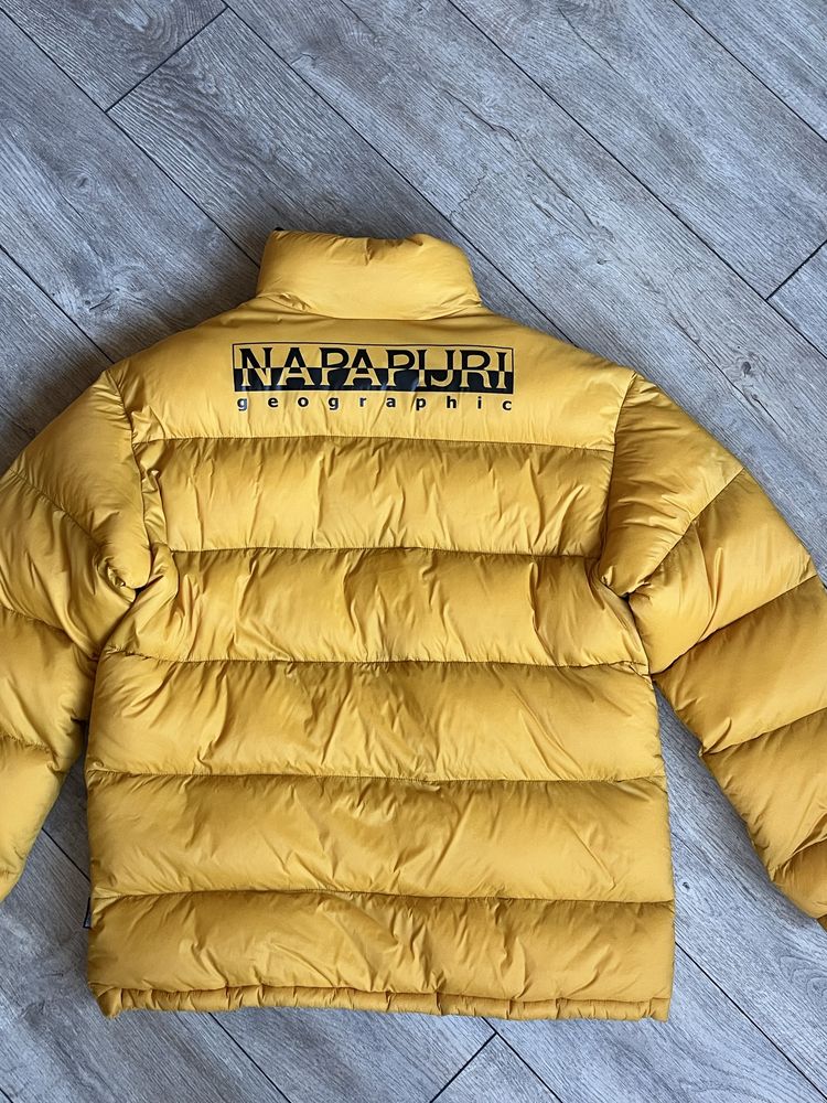 NAPAPJRI : Ново зимно яке размер Л / Оригинал