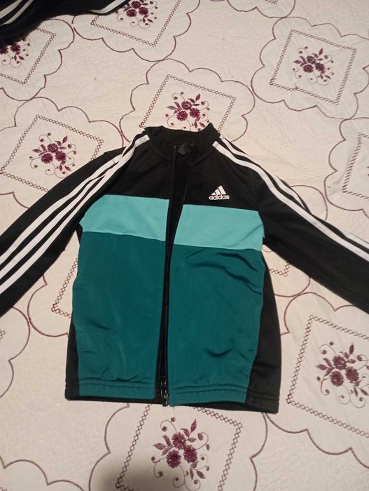 Bluza de trening copii Adidas, mărimea 116