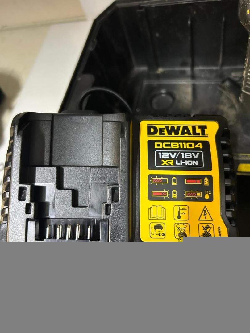 Polizor unghiular DeWalt DCG405, 125 mm, cu 2 -D-