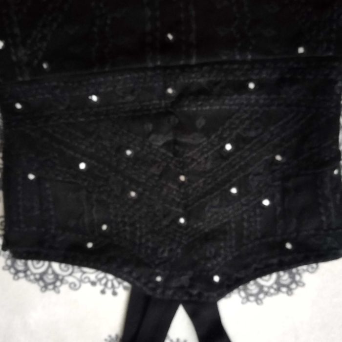 Mango дамска рокля, подходяща и за празник.